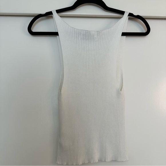 Urban Outfitters Cropped Ribbed Sweater Tank‎ - Picture 4 of 4